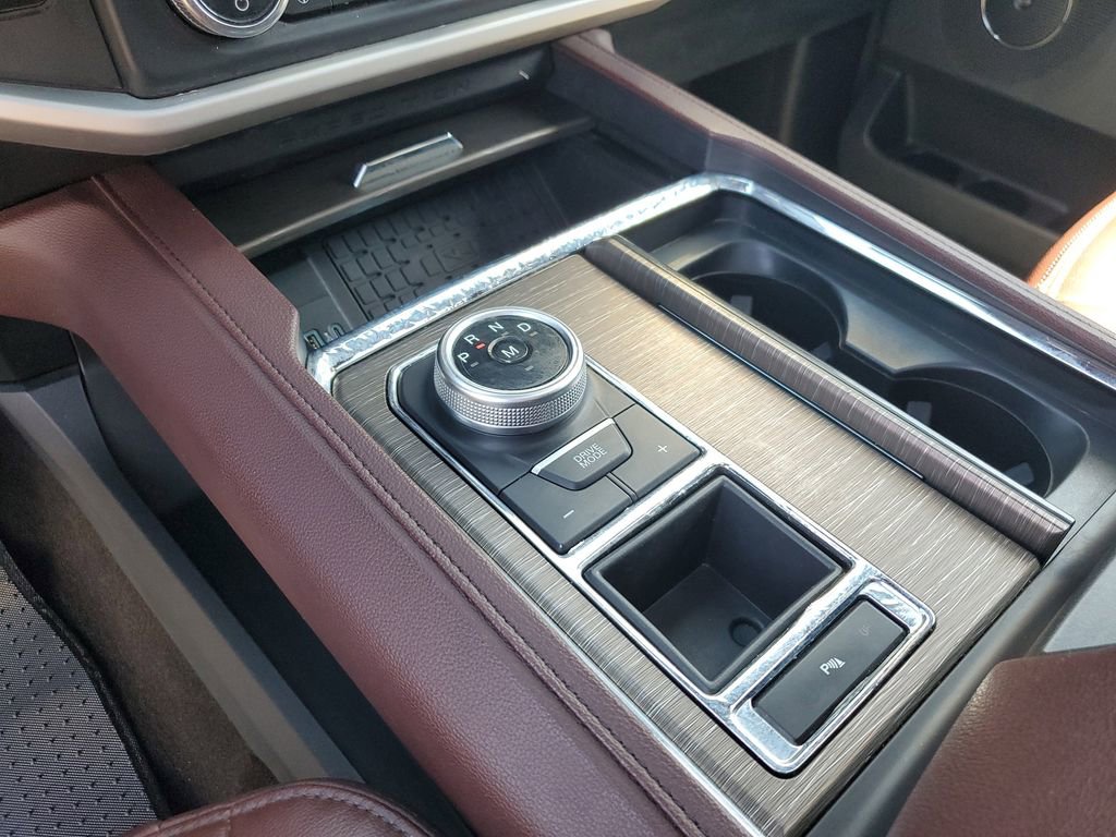 Used 2023 Ford Expedition Limited image 33