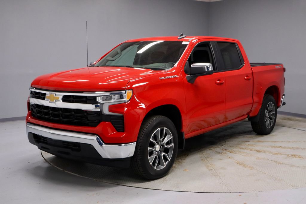 Used 2024 Chevrolet Silverado 1500 LT image 8