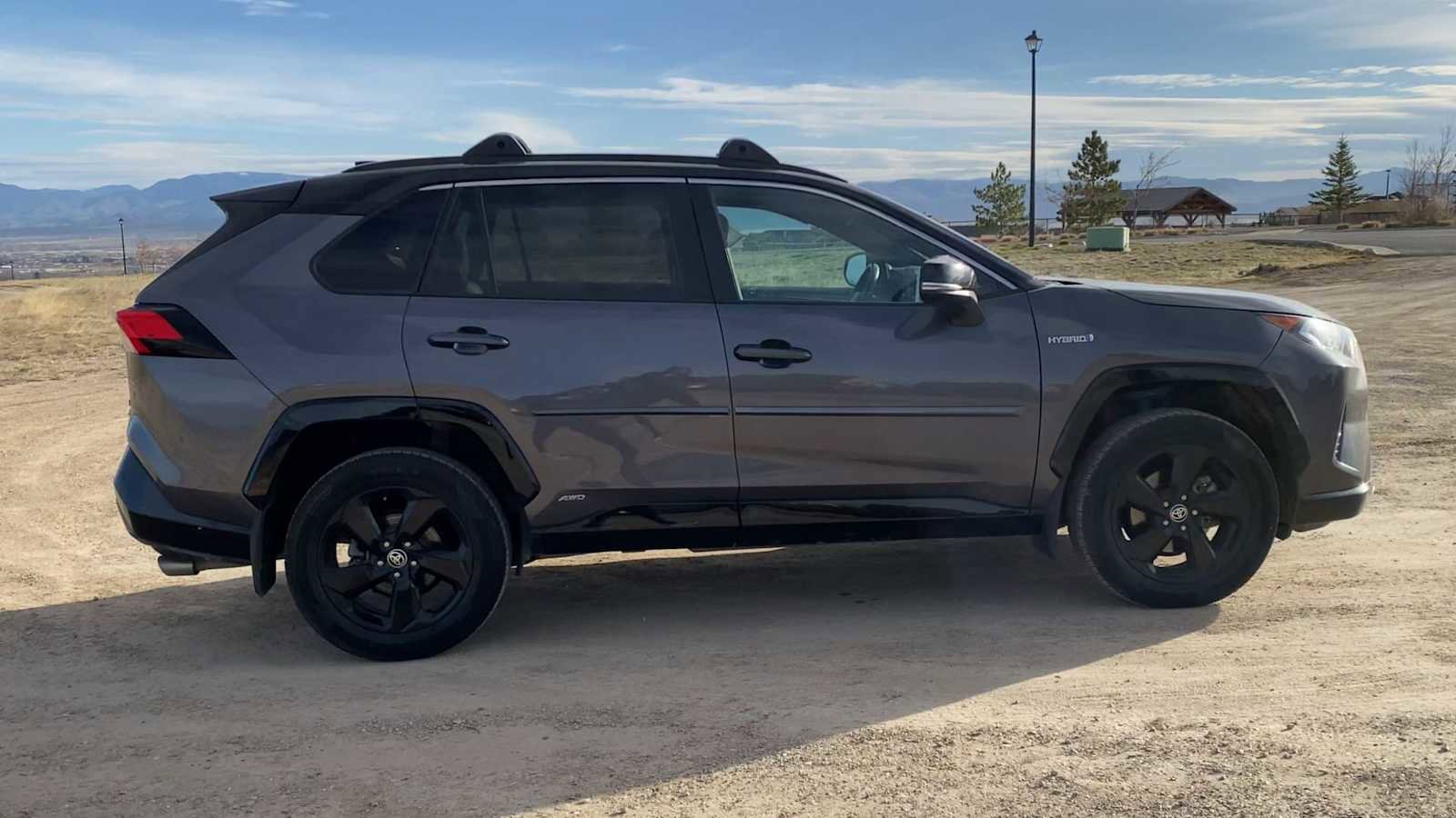 Used 2021 Toyota RAV4 XSE image 9