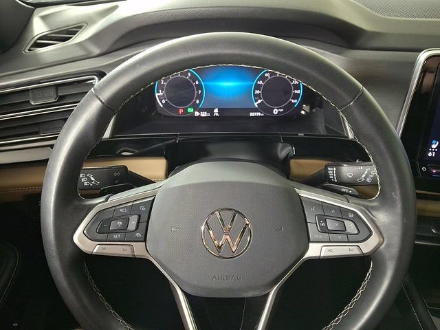 Used 2024 Volkswagen Atlas Cross Sport SE AWD/4WD image 17