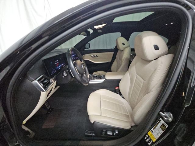 Used 2023 BMW 330i xDrive Sedan w/ M Sport Package image 5