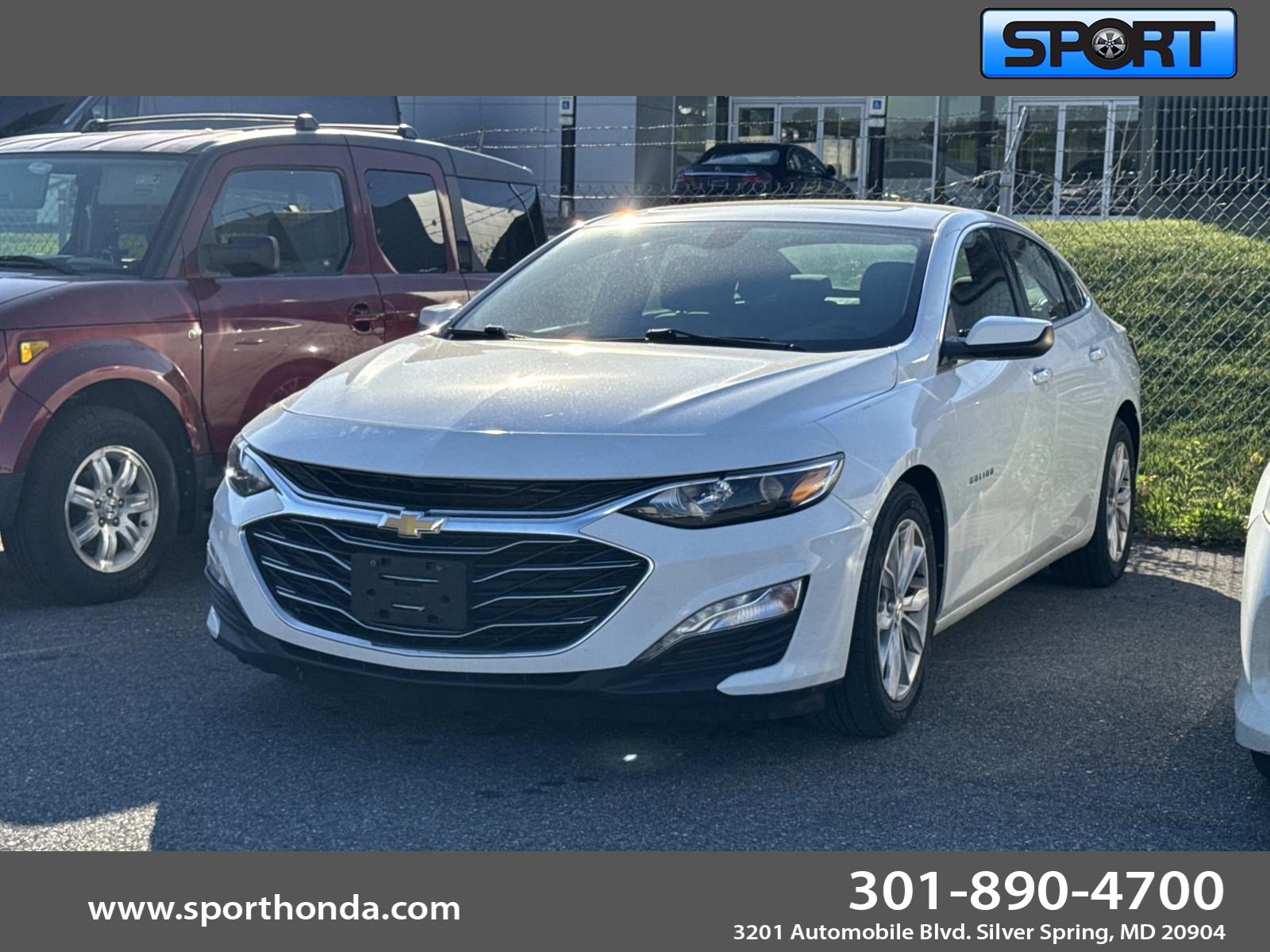 Used 2019 Chevrolet Malibu LT FWD image 1