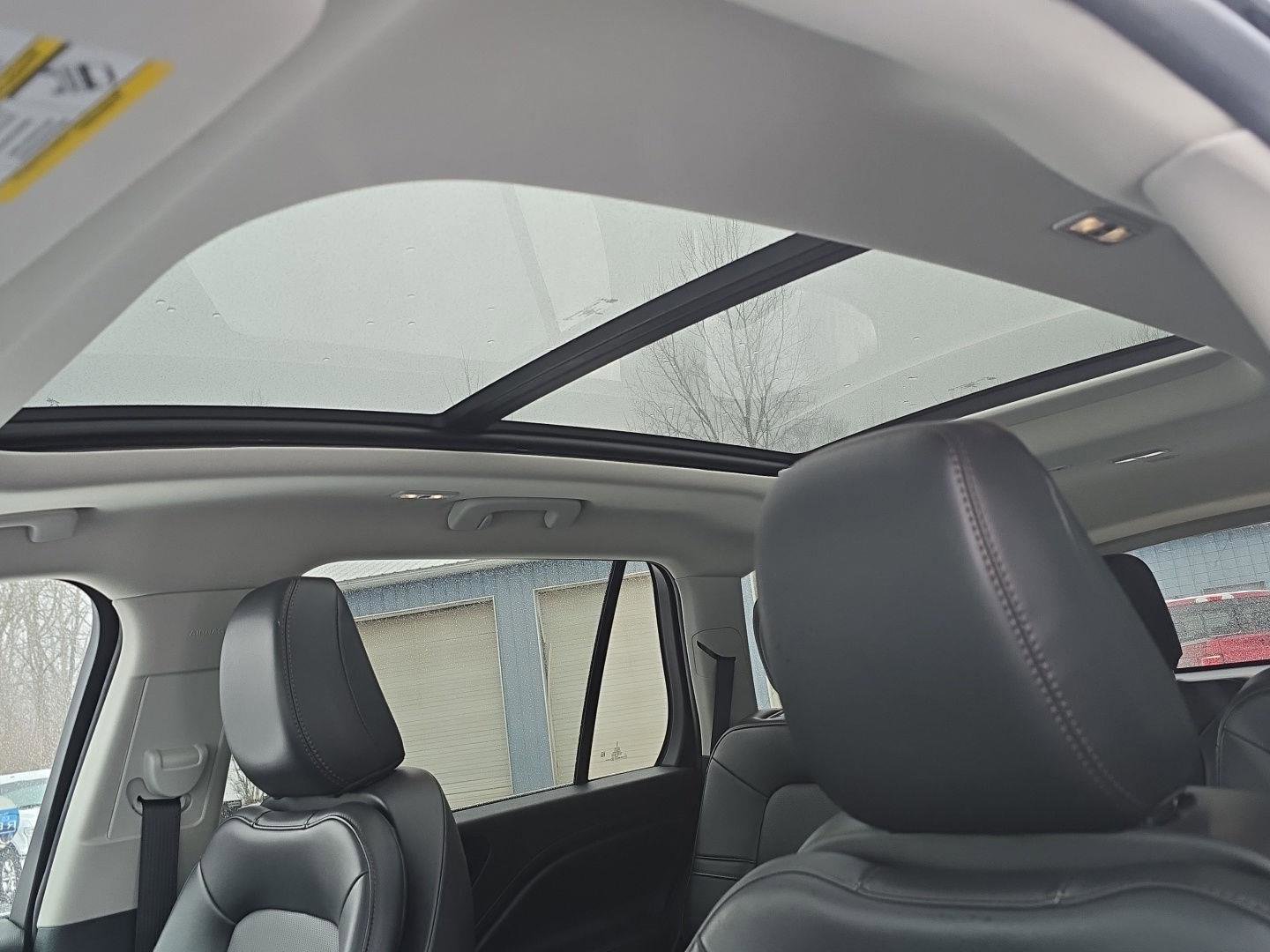 Used 2025 Lincoln Aviator AWD image 24