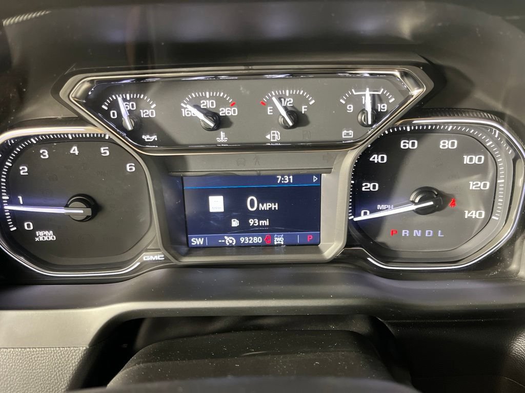 Certified 2022 GMC Sierra 1500 AT4 w/ AT4 Premium Package AWD/4WD image 34