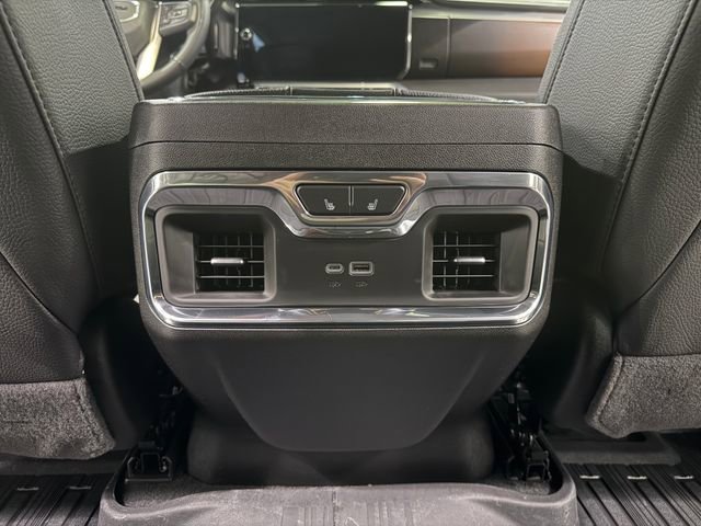 Used 2024 GMC Sierra 2500 Denali w/ Denali Reserve Package image 31