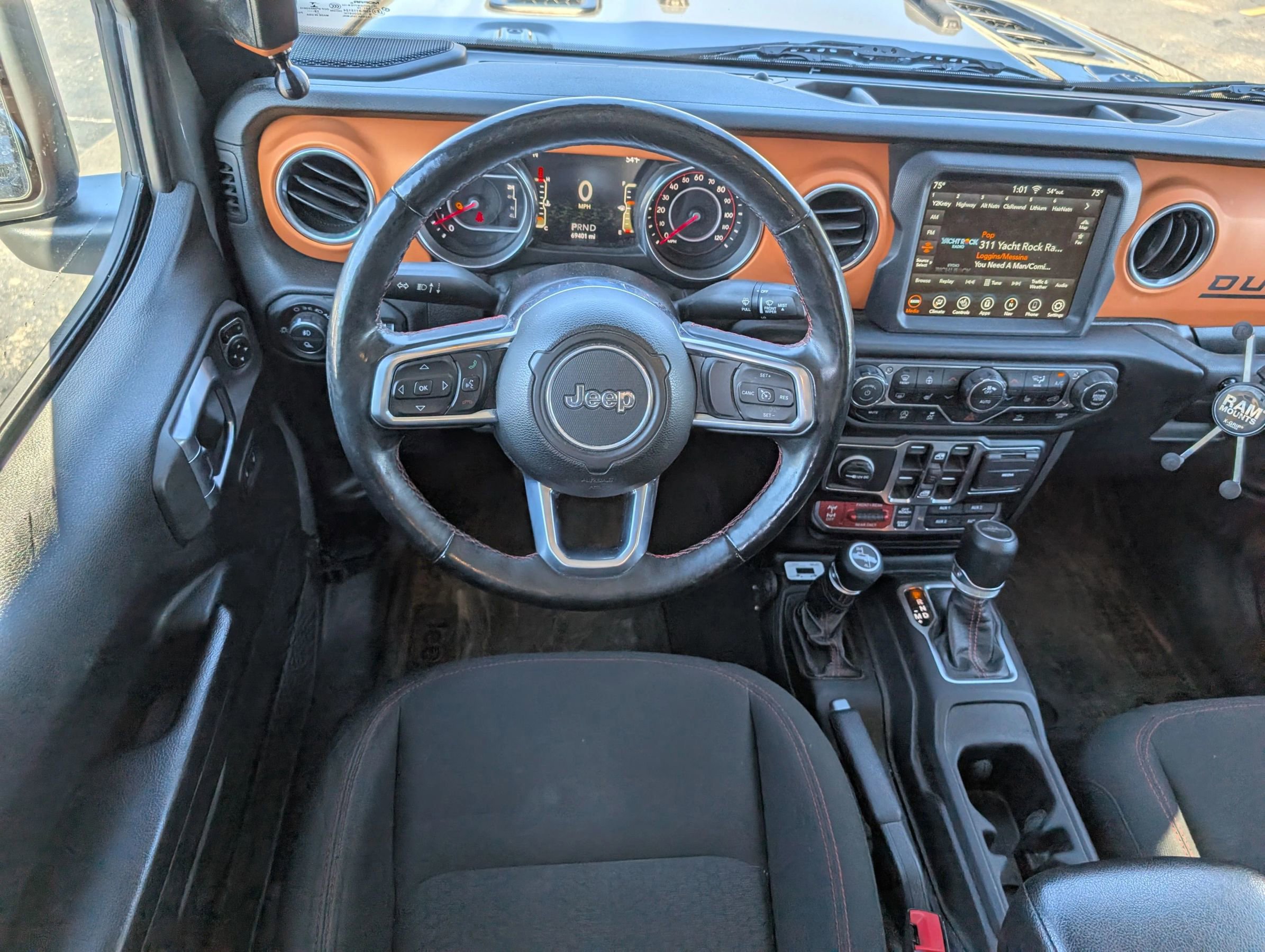 Used 2020 Jeep Gladiator Rubicon image 19
