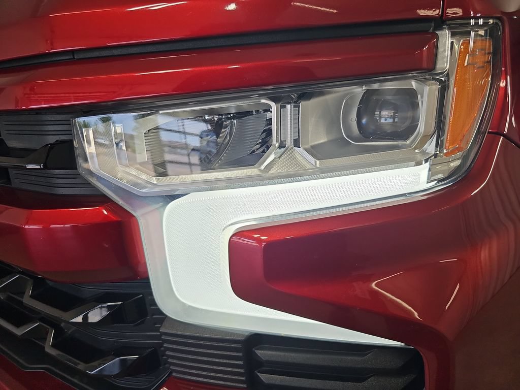 Used 2022 Chevrolet Silverado 1500 RST AWD/4WD image 36