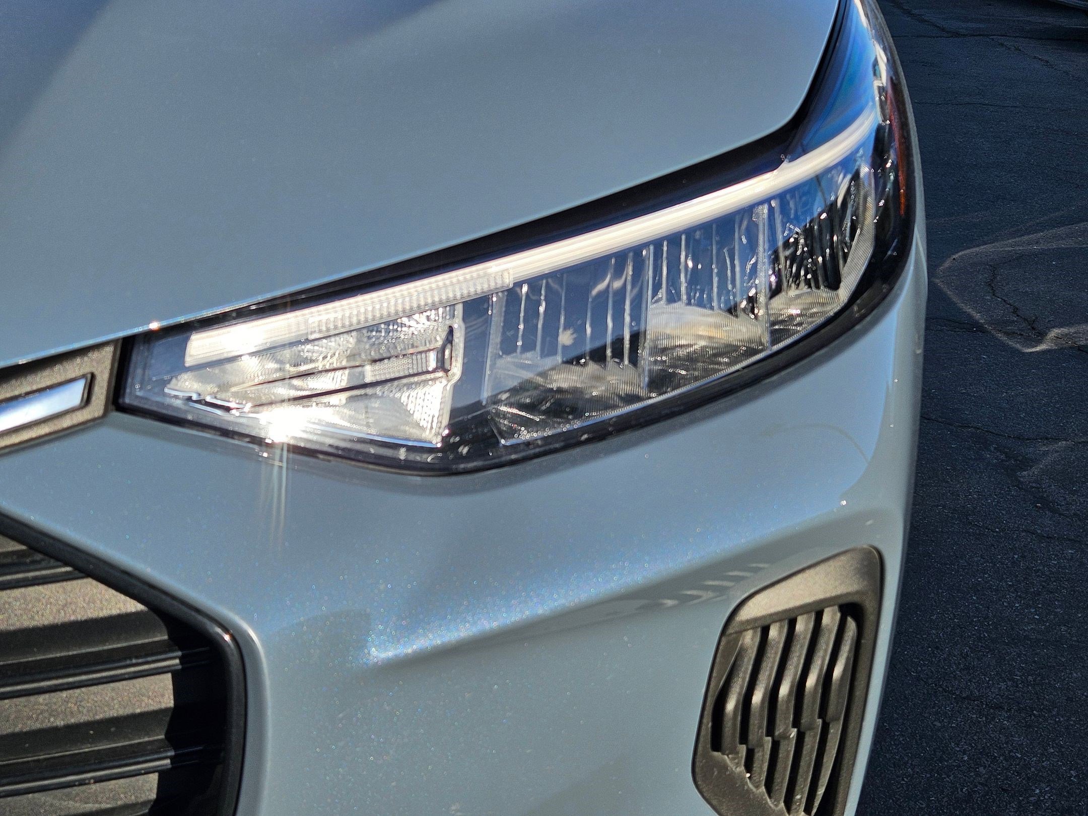 Used 2023 Ford Escape ST-Line w/ Tech Pack #1 AWD/4WD image 12