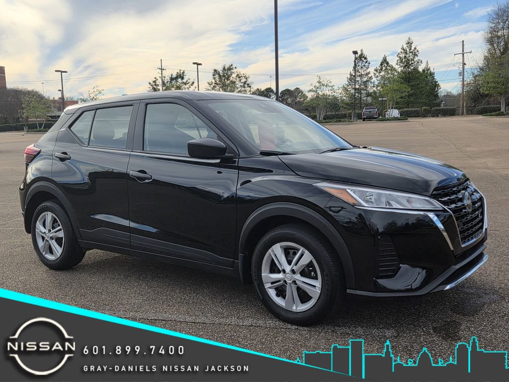 Certified 2025 Nissan Kicks Play S