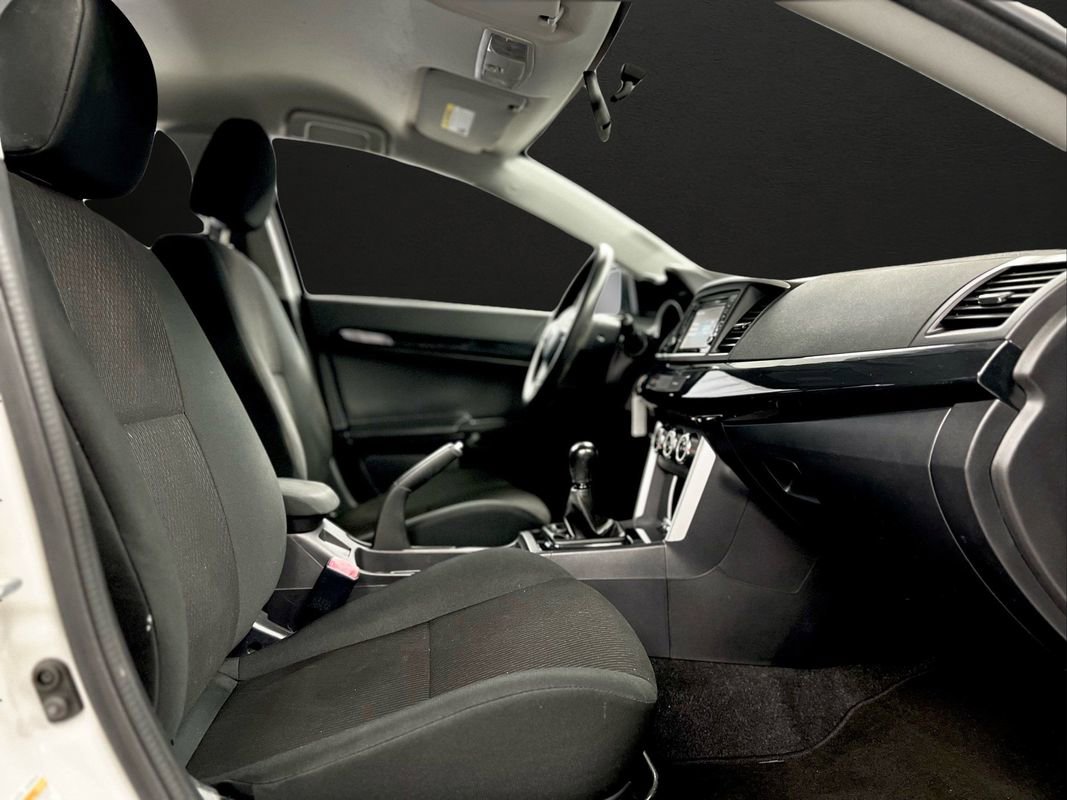 Used 2017 Mitsubishi Lancer ES image 17