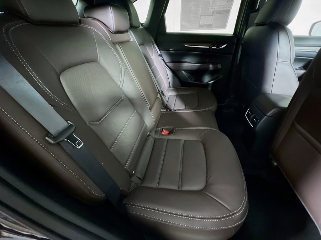 Used 2025 MAZDA CX-5 Signature image 23