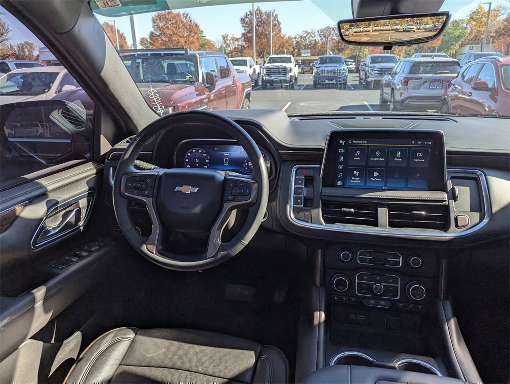 Used 2023 Chevrolet Suburban High Country image 9