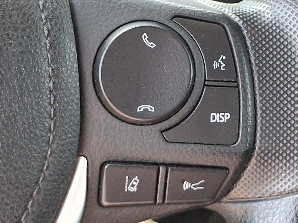 Used 2018 Toyota Corolla LE image 22