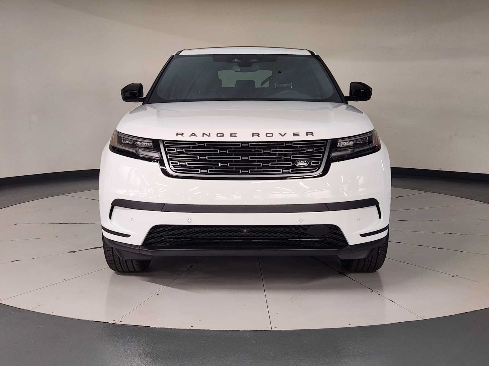 Used 2026 Land Rover Range Rover Velar S AWD/4WD image 9
