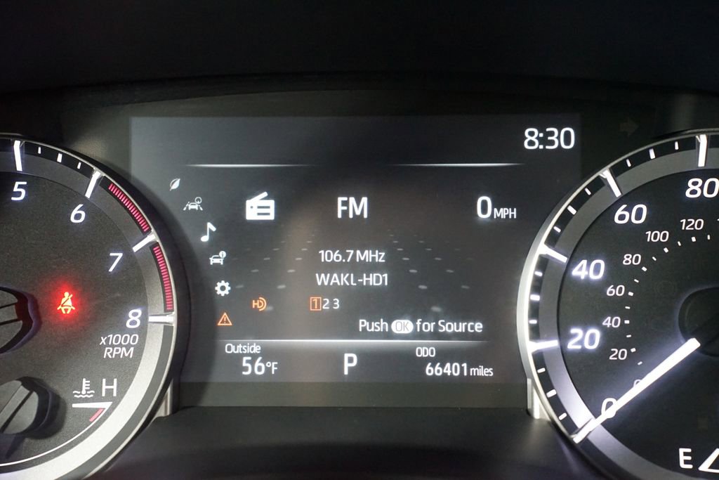 Used 2023 Toyota Highlander XLE image 16