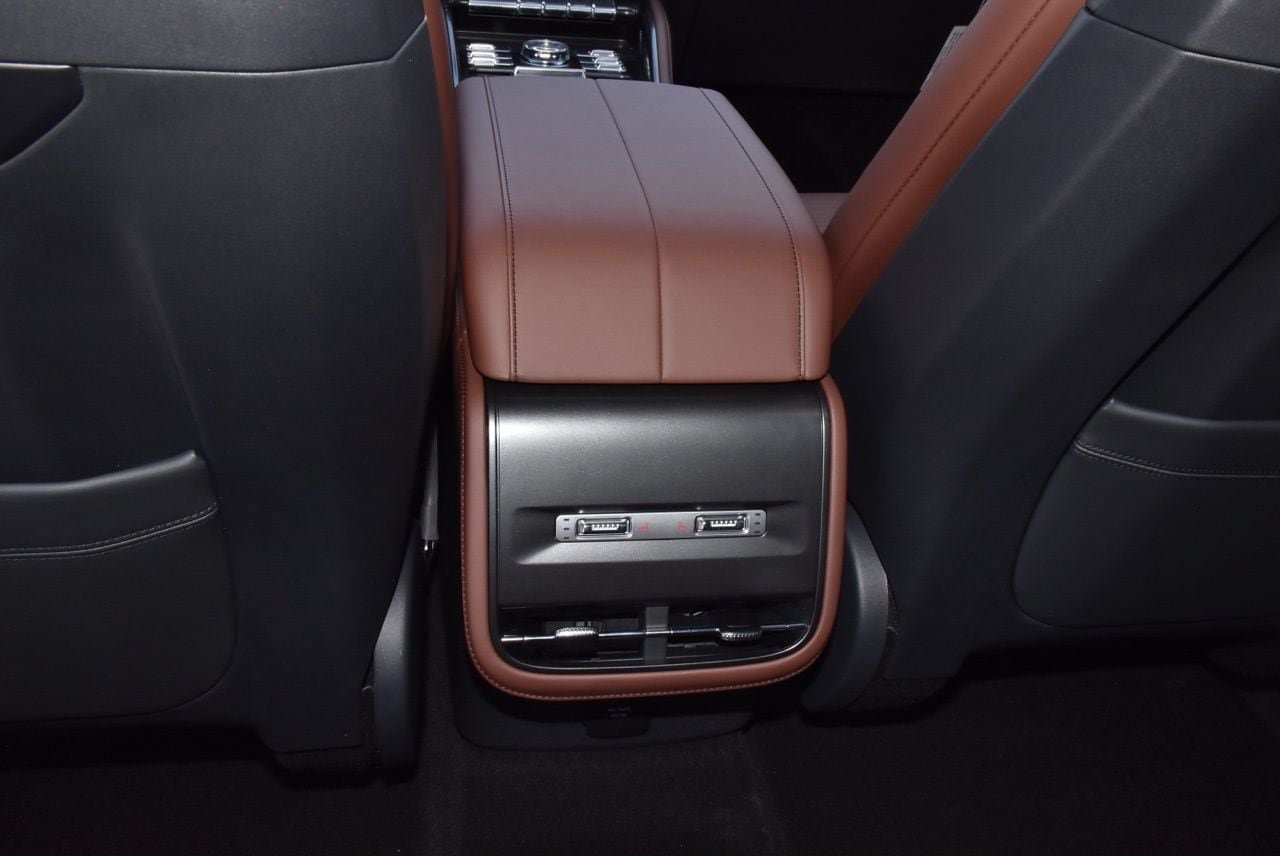 New 2026 Lincoln Nautilus Reserve AWD/4WD image 25