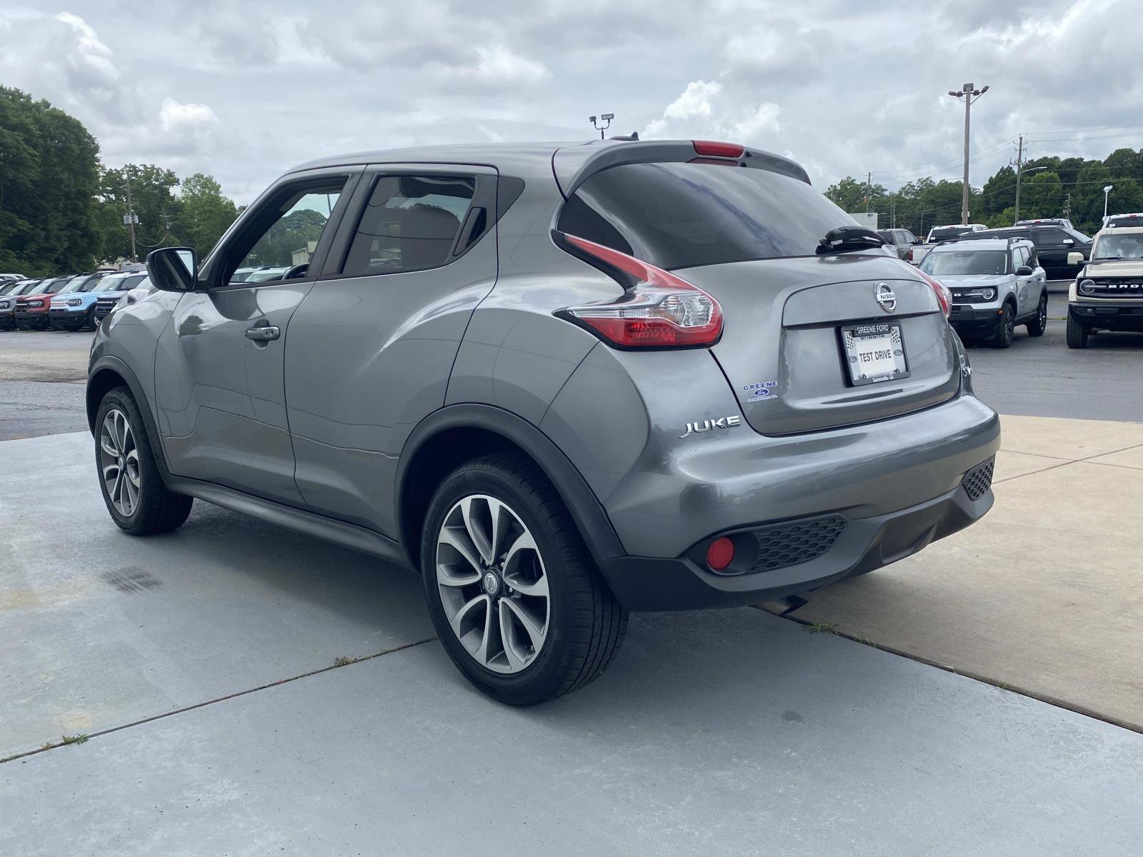 Used 2017 Nissan Juke SV AWD/4WD image 9