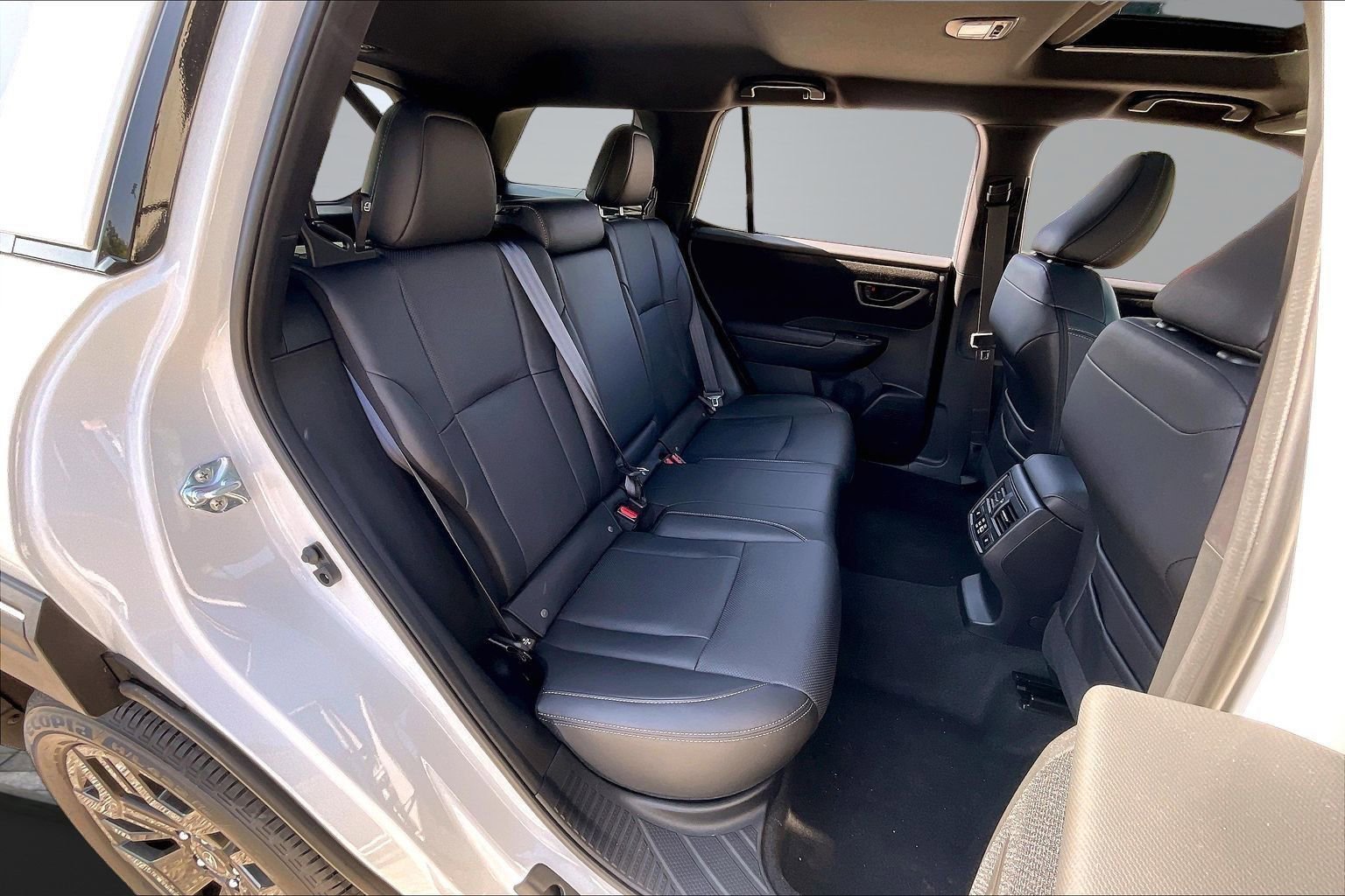 New 2026 Subaru Outback Limited XT AWD/4WD image 24