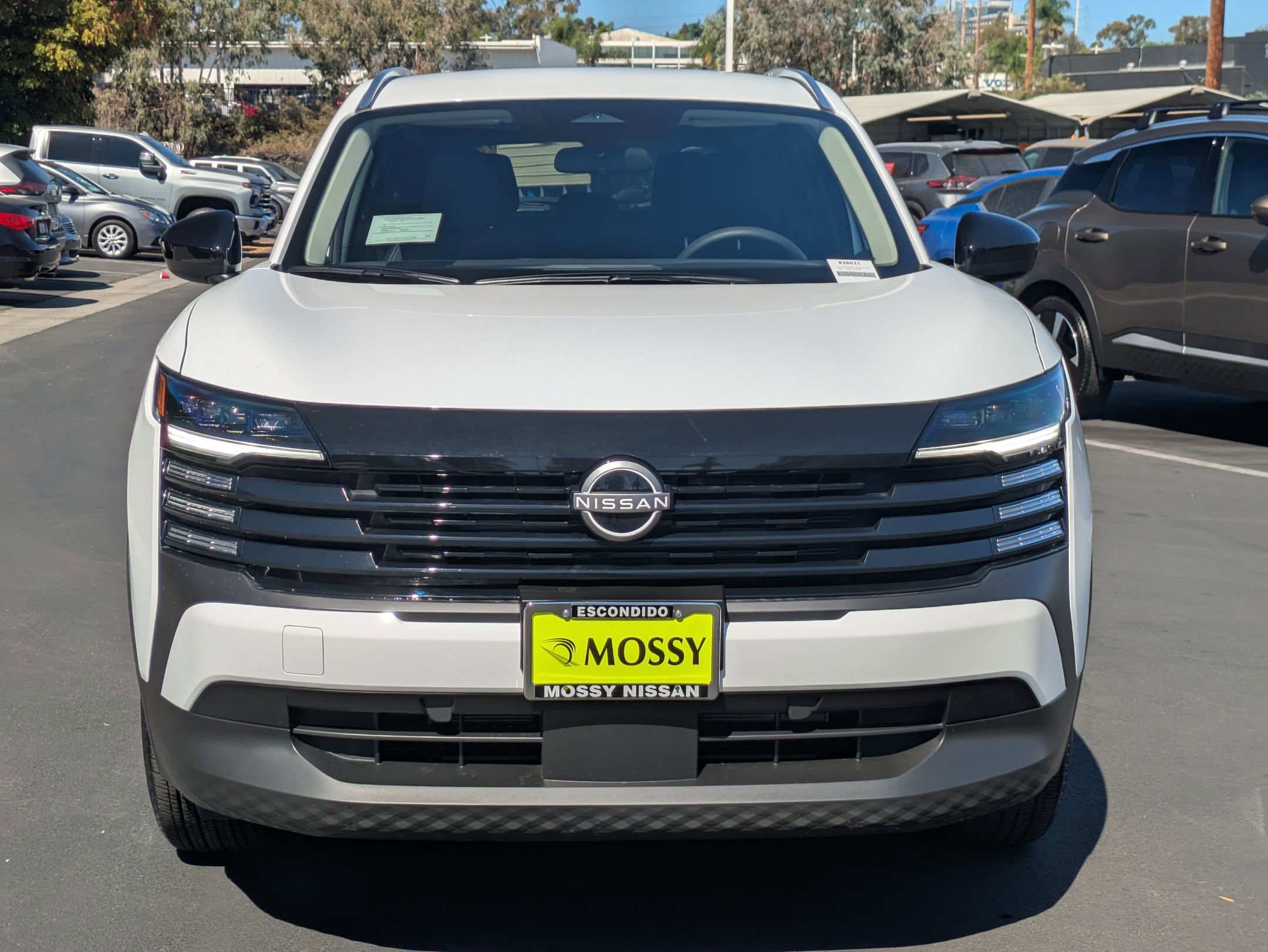 New 2026 Nissan Kicks SV image 2