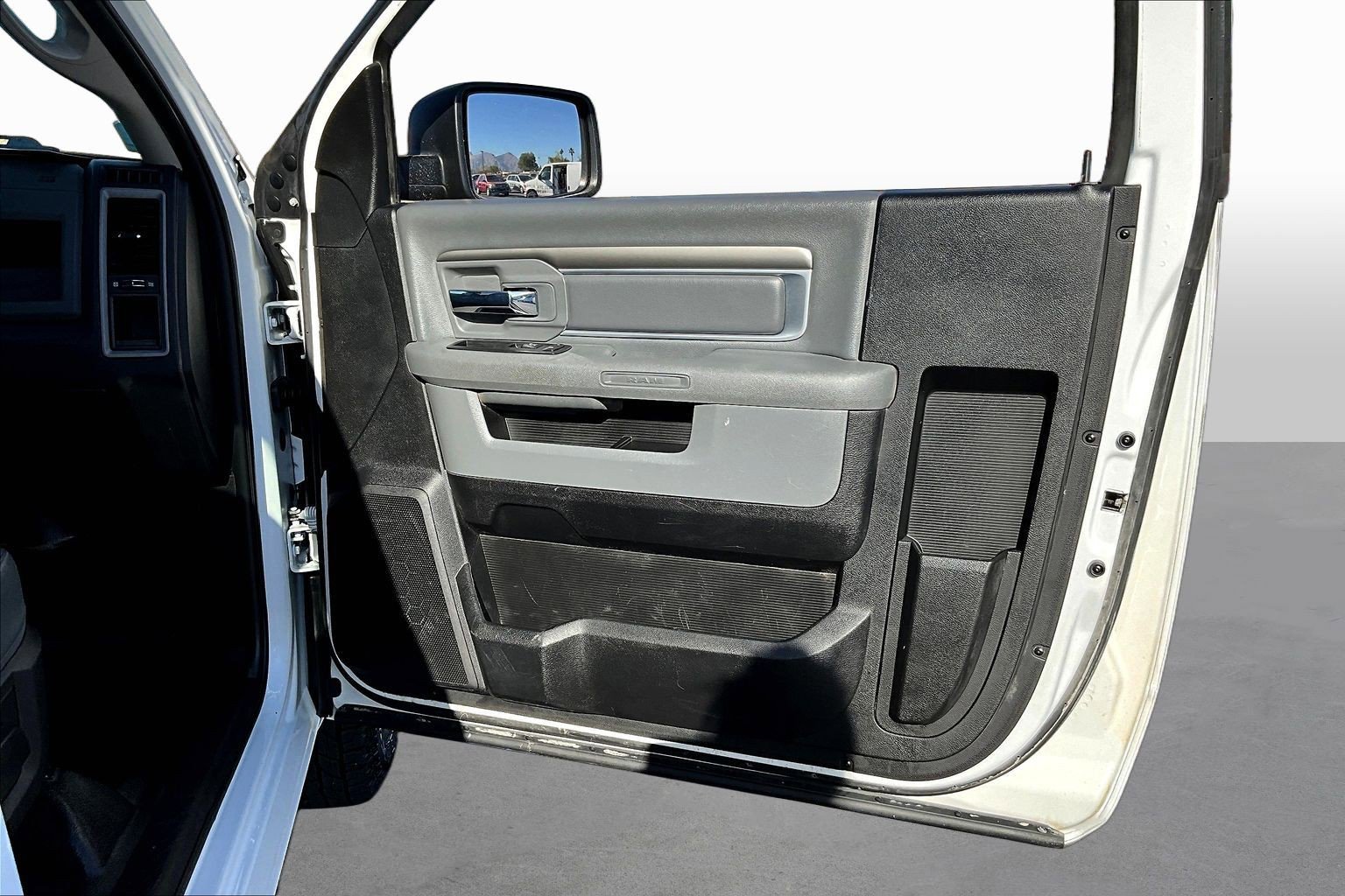 Used 2018 RAM 1500 Tradesman w/ Power & Remote Entry Group image 13