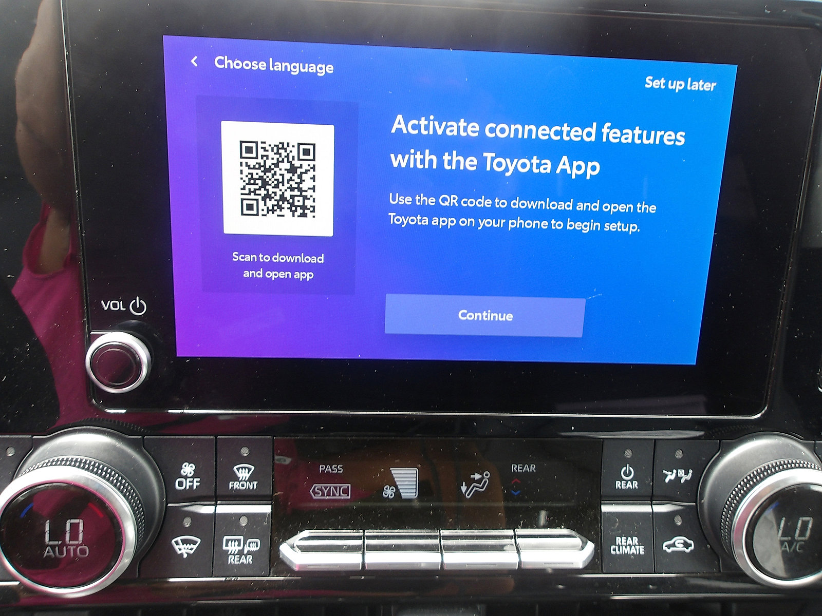 Used 2024 Toyota Highlander AWD image 22