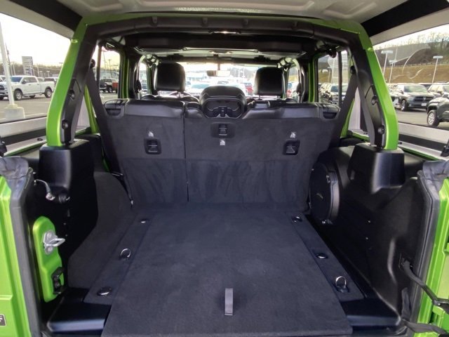 Used 2019 Jeep Wrangler Unlimited Sahara w/ Dual Top Group image 9