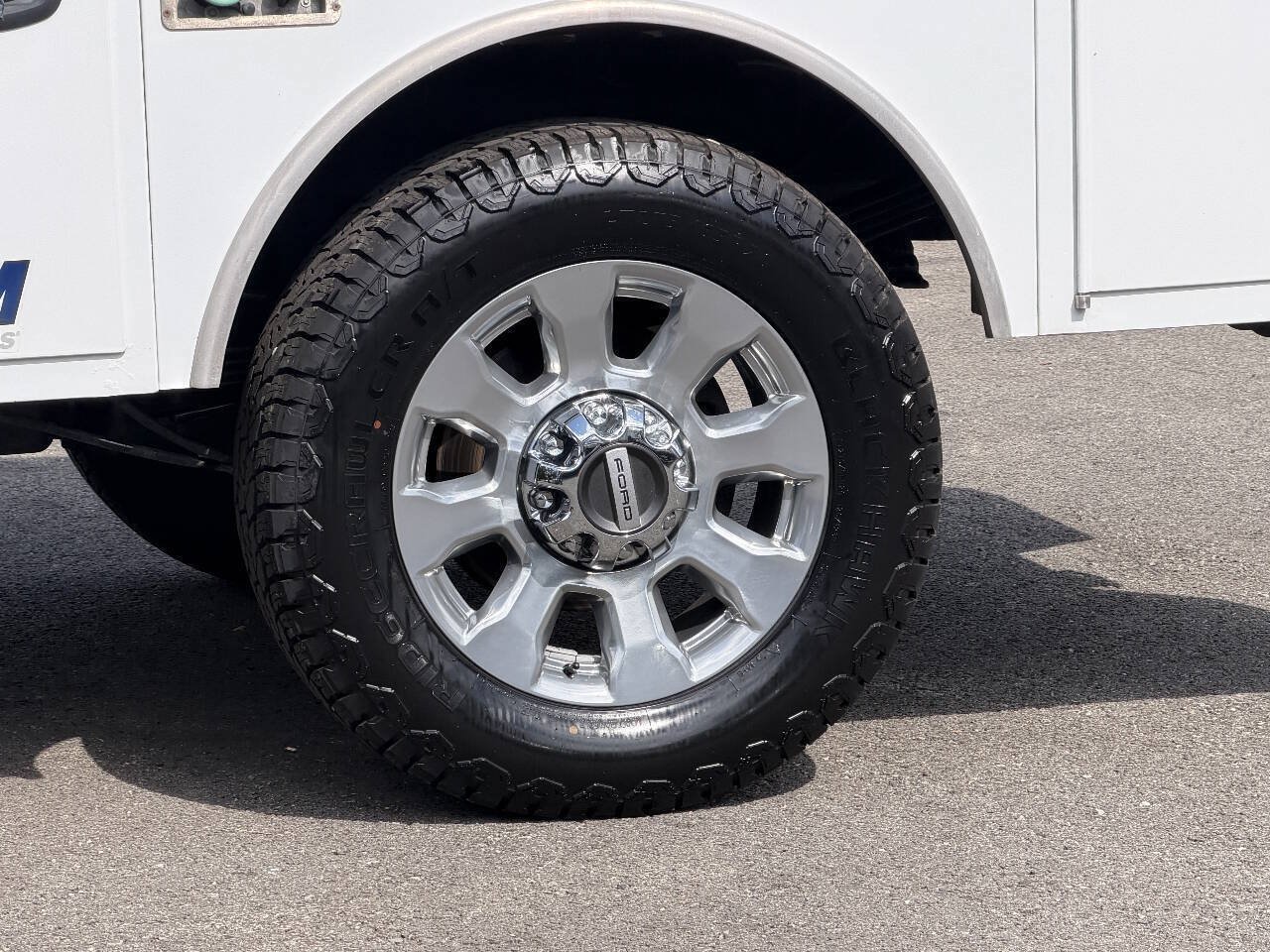 Used 2022 Ford F350 Lariat w/ Lariat Value Package AWD/4WD image 27
