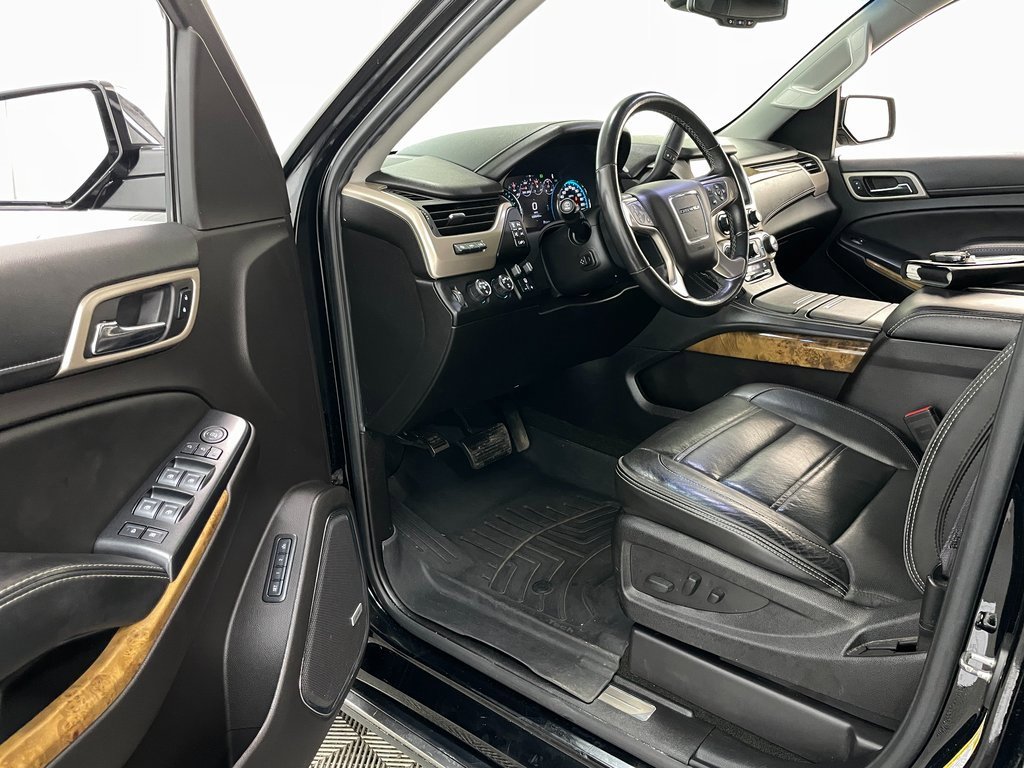 Used 2017 GMC Yukon Denali w/ Open Road Package image 30