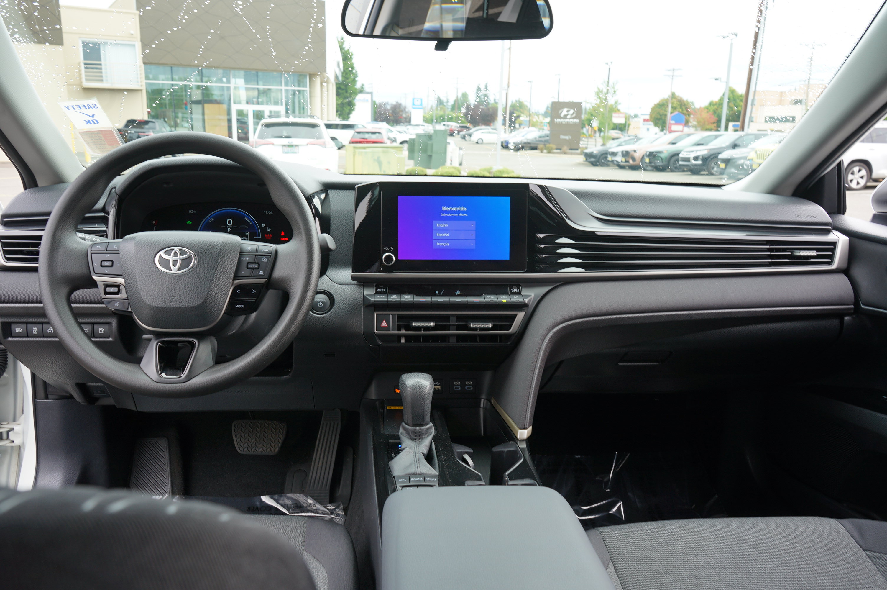 Used 2025 Toyota Camry LE FWD image 21