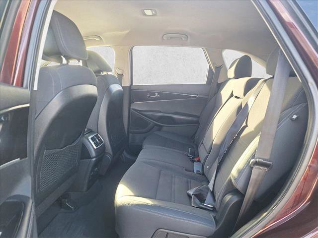 Used 2016 Kia Sorento LX w/ LX Convenience Package image 15