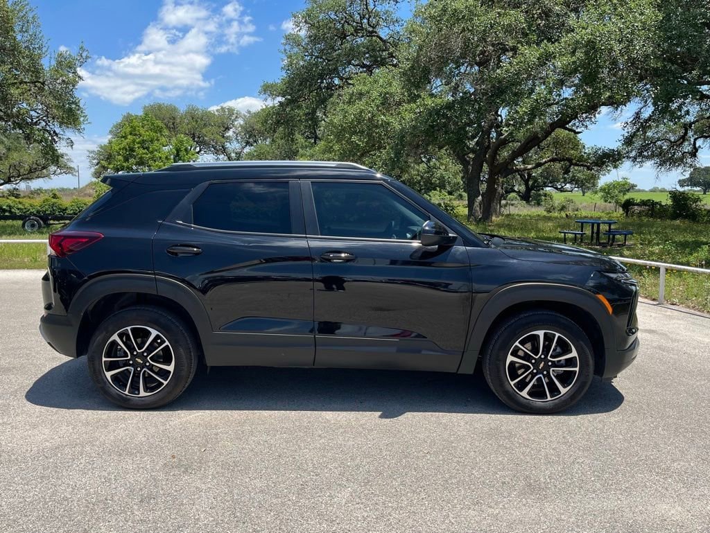 New 2026 Chevrolet TrailBlazer LT w/ Convenience Package AWD/4WD image 4