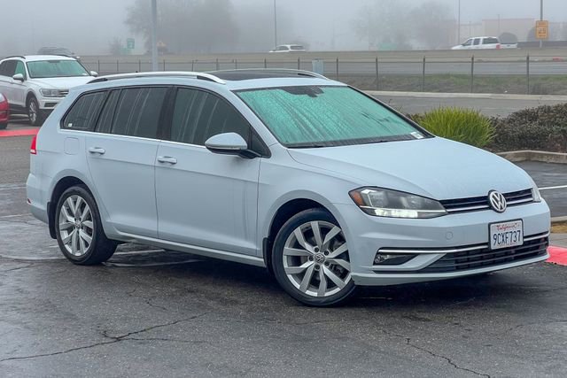 Used 2018 Volkswagen Golf SEL image 2
