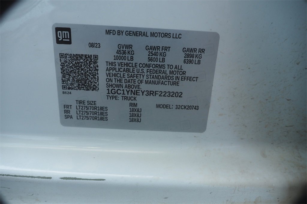 Used 2024 Chevrolet Silverado 2500 LT image 27