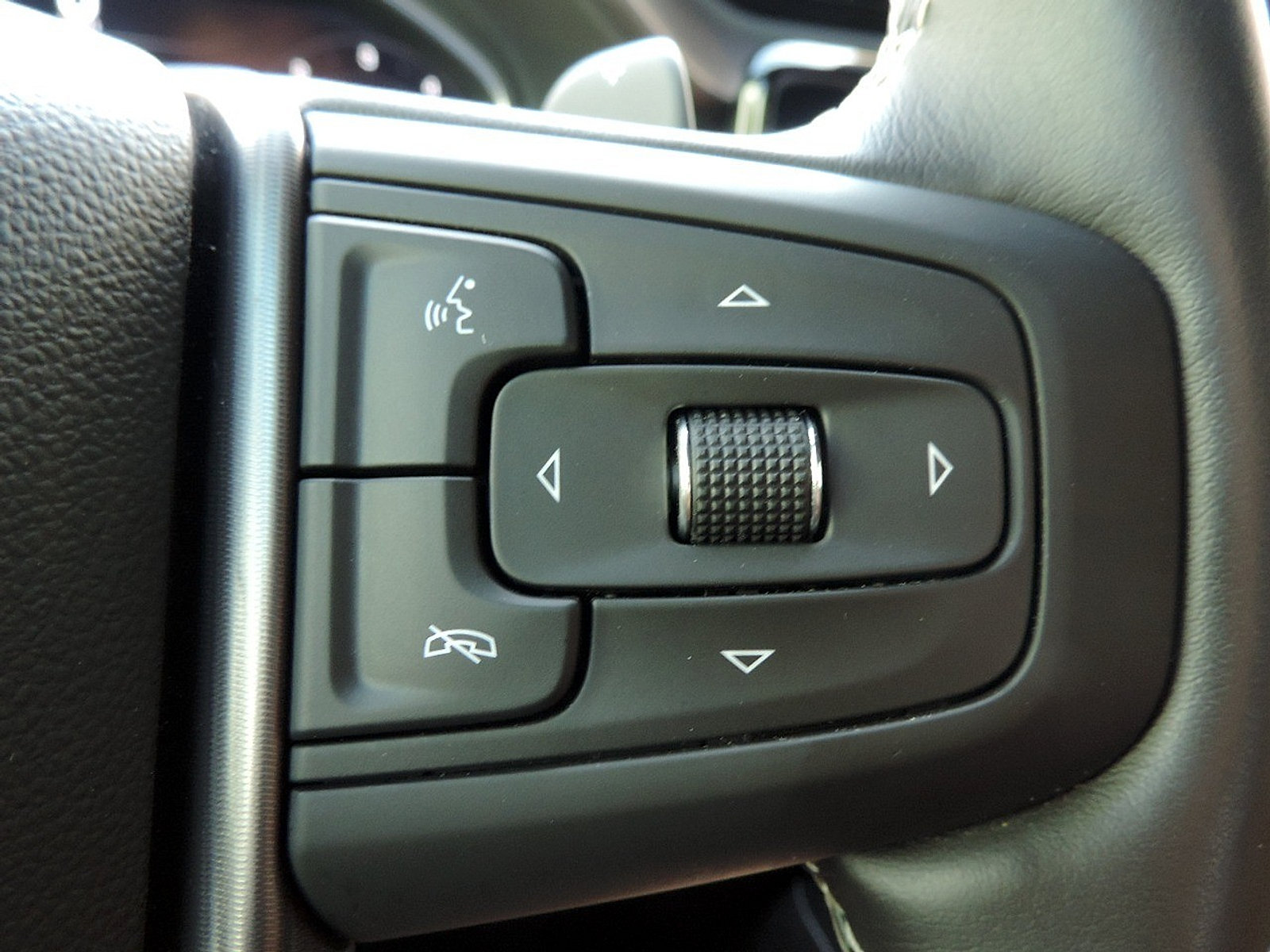 Certified 2024 GMC Sierra 1500 Denali Ultimate AWD/4WD image 30