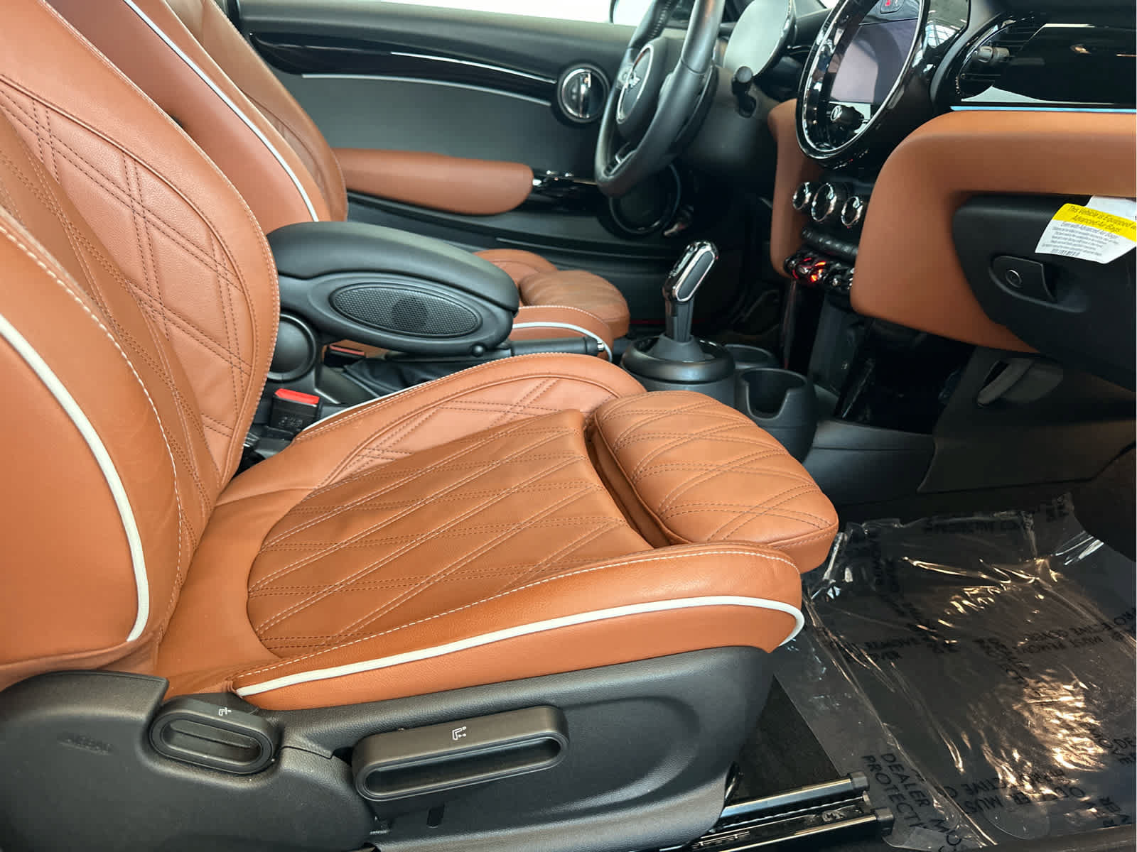 Certified 2023 MINI Cooper S w/ Signature Upholstery Package FWD image 11