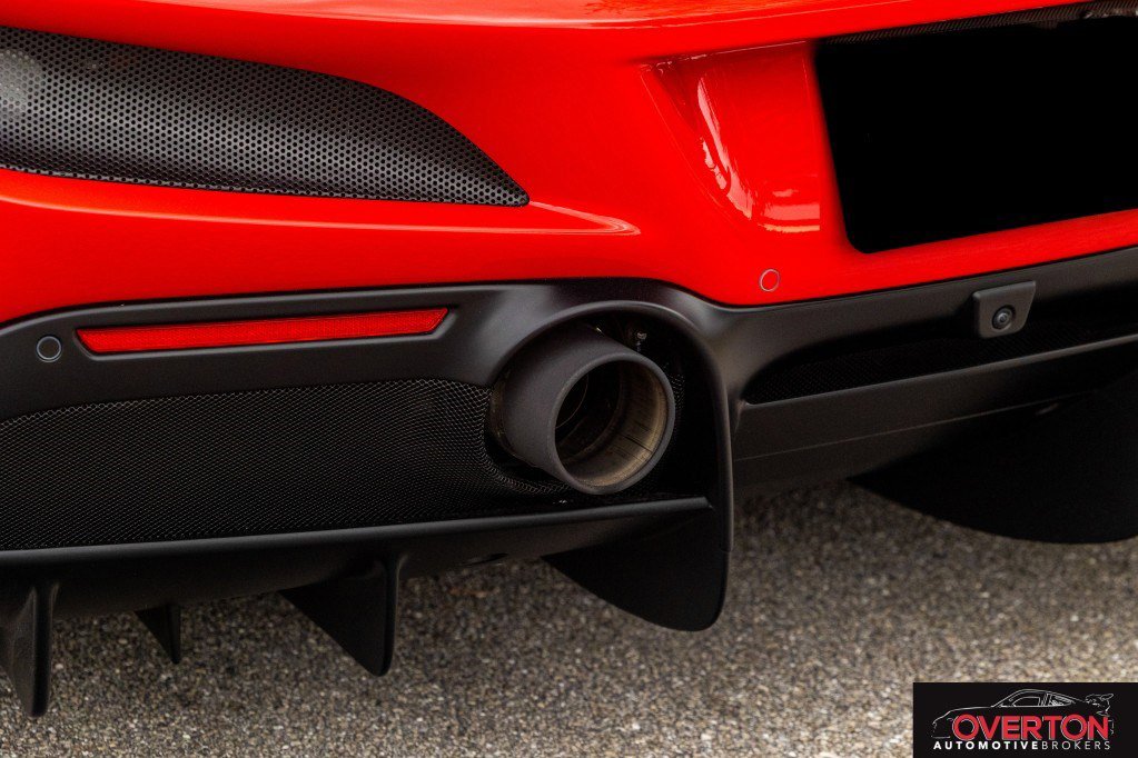 Used 2022 Ferrari F8 Tributo image 73