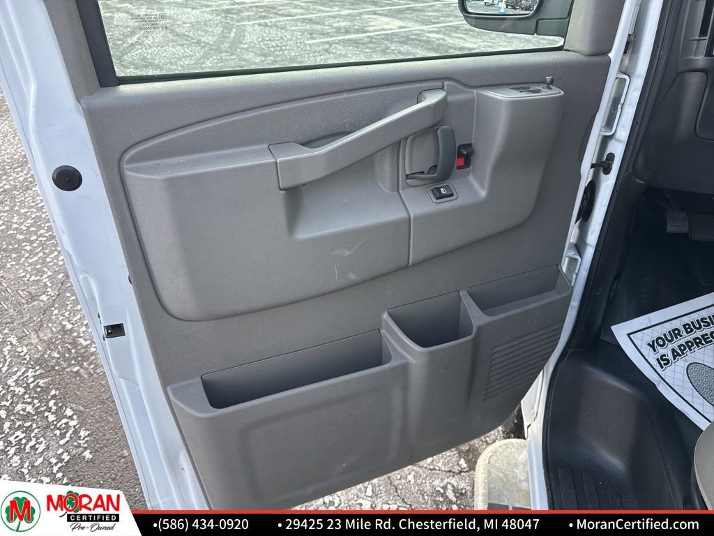 Used 2024 GMC Savana 2500 Work Van w/ Driver Convenience Package image 10