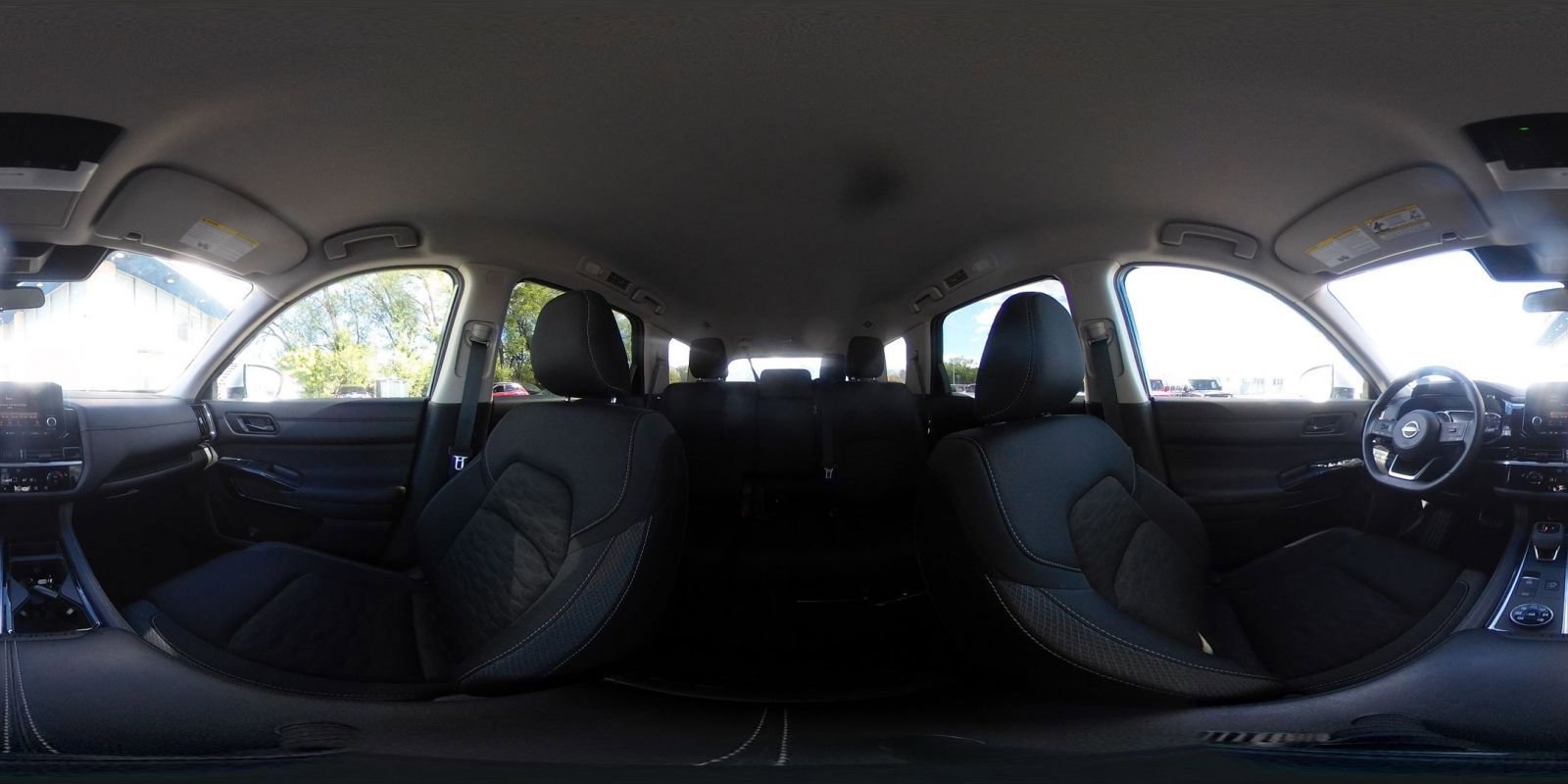 Used 2025 Nissan Pathfinder SV image 45