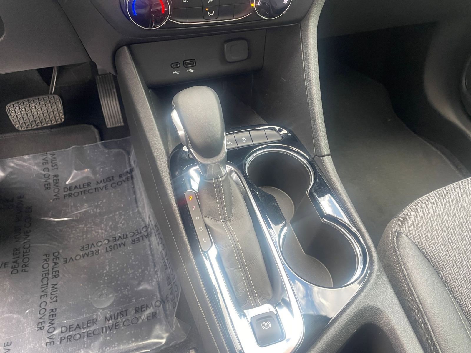 Used 2025 Buick Encore GX Preferred image 40