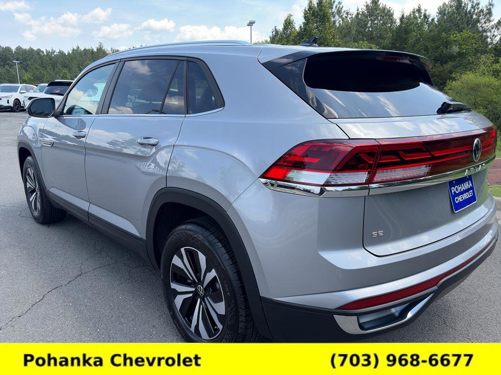 Used 2026 Volkswagen Atlas Cross Sport SE AWD/4WD image 5