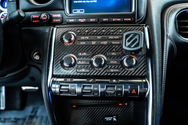 Used 2015 Nissan GT-R Black Edition AWD/4WD image 28