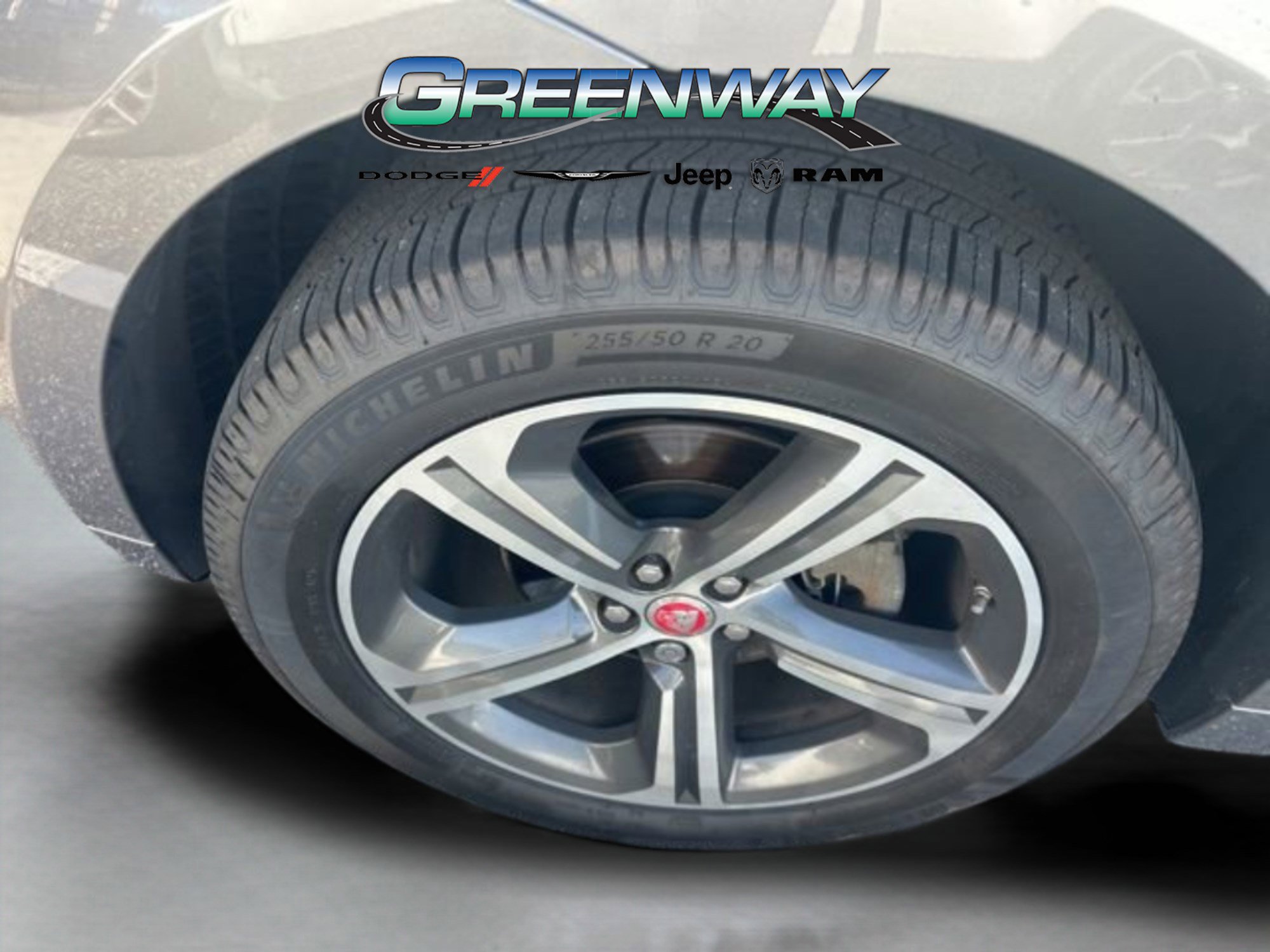 Used 2020 Jaguar F-PACE R-Sport image 30