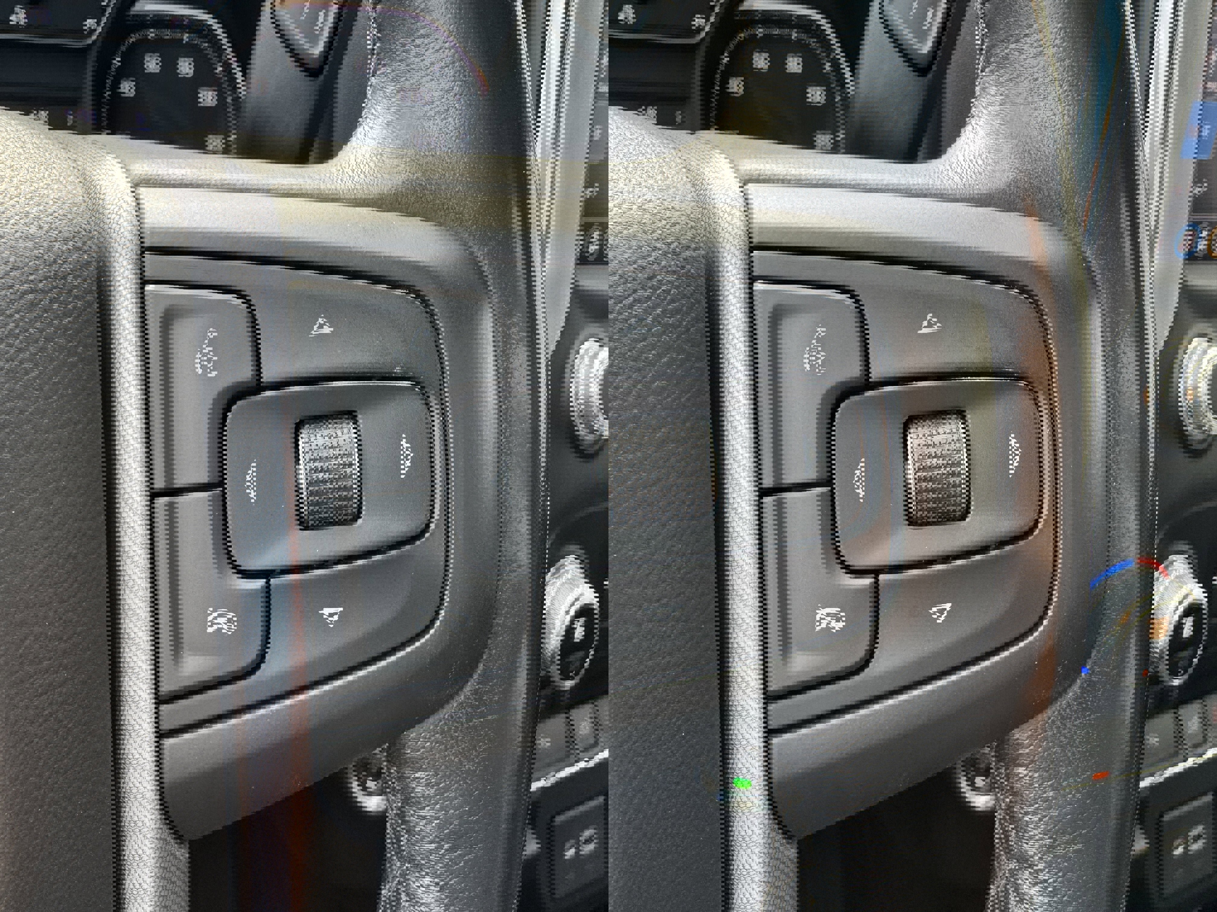 Used 2020 GMC Sierra 2500 SLT w/ SLT Convenience Package image 12