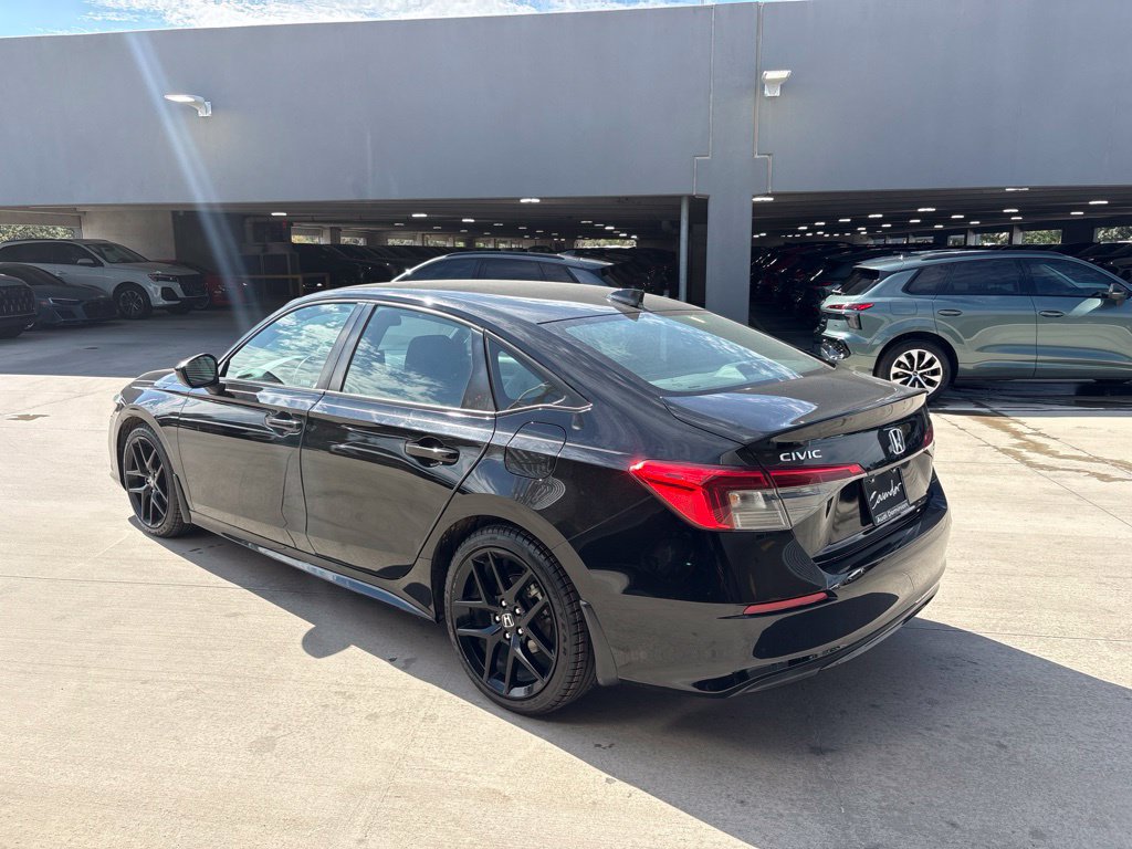 Used 2022 Honda Civic Sport image 8