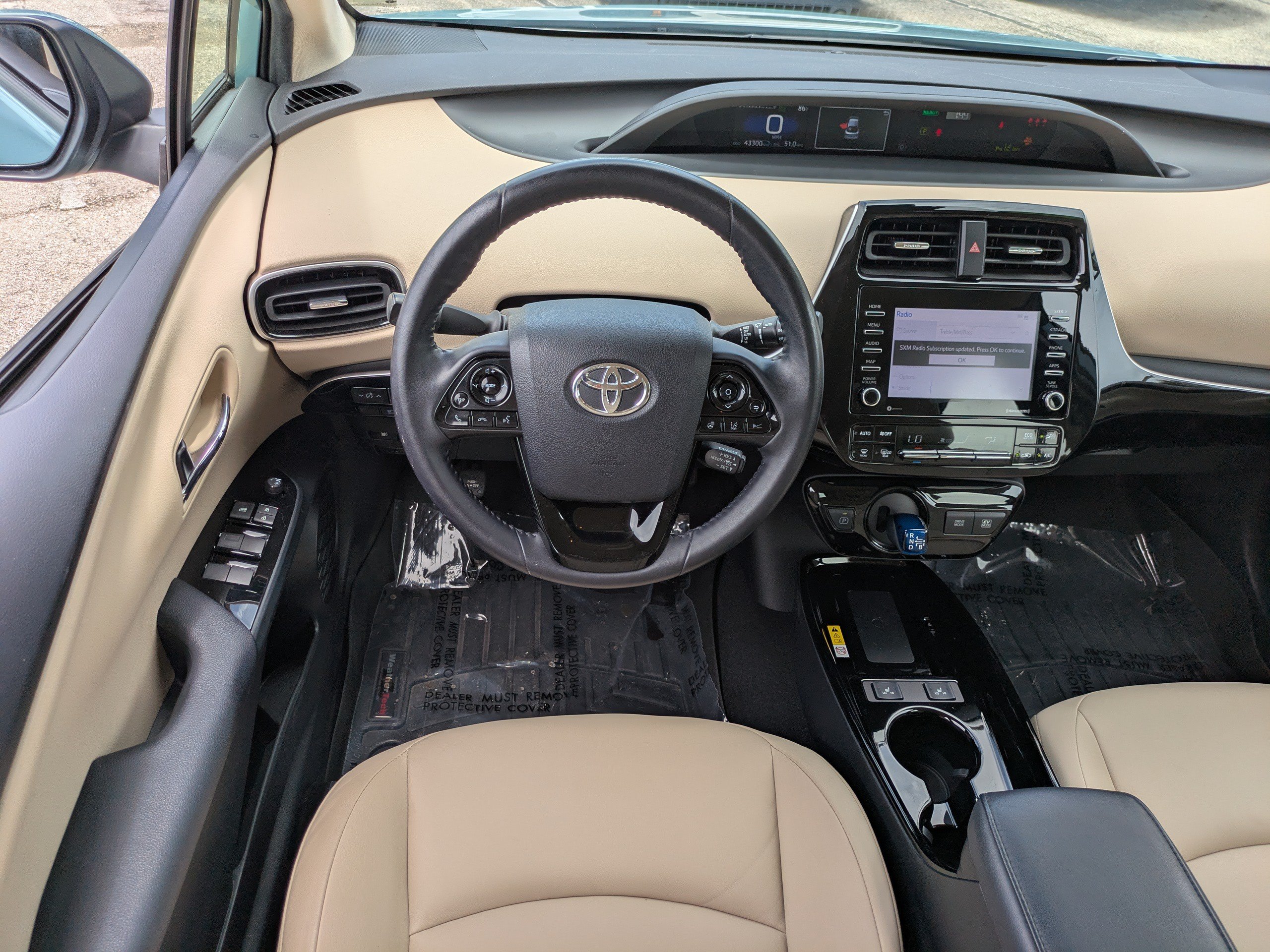 Used 2021 Toyota Prius XLE FWD image 15