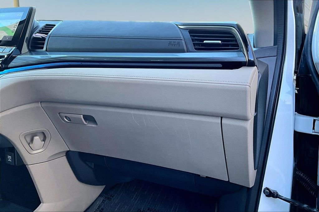 Used 2022 Honda Odyssey Elite image 17
