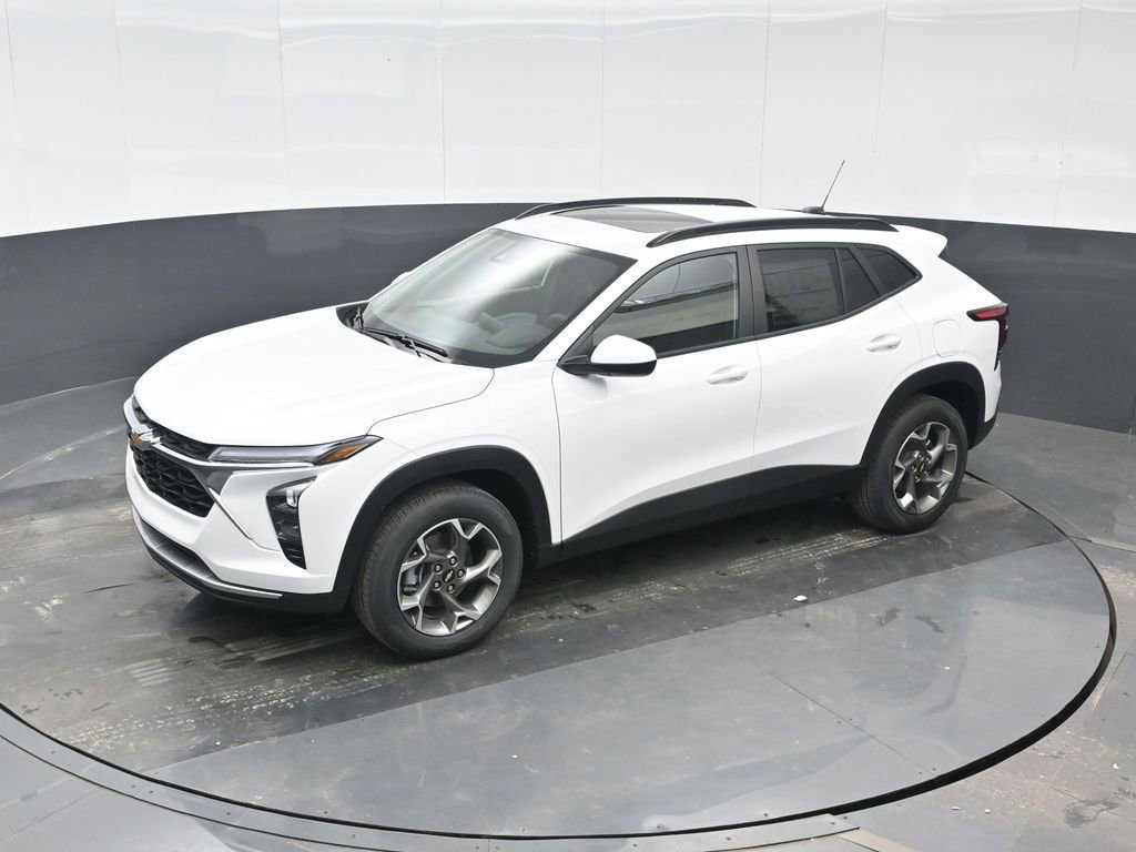 New 2026 Chevrolet Trax LT w/ Sunroof Package image 24