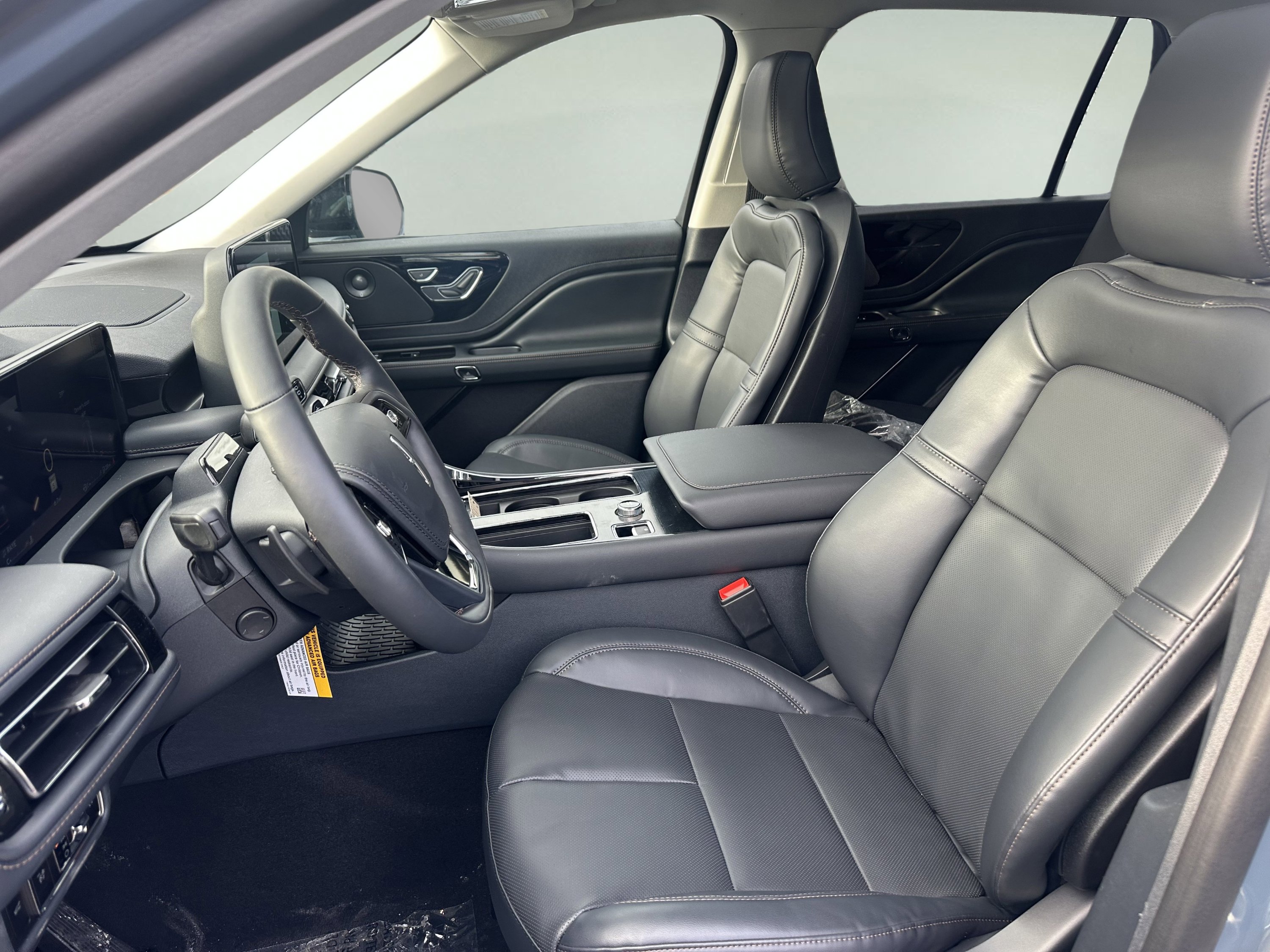 New 2026 Lincoln Aviator AWD image 9