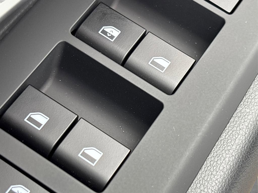 New 2026 Hyundai Tucson SE image 24