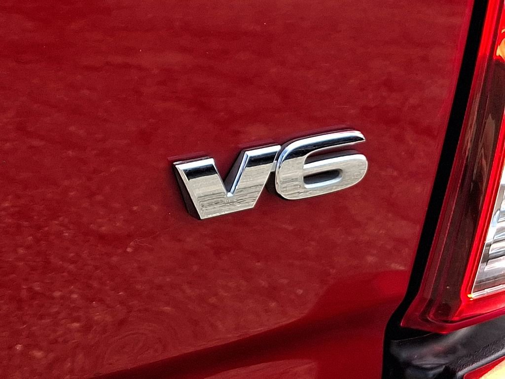 Used 2020 Toyota Tacoma SR image 30